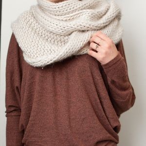 Knitted Infinity scarf